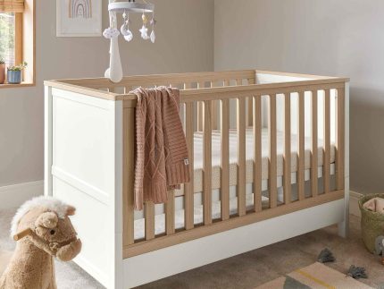 Mamas and Papas Harwell Cot Bed - White / Natural